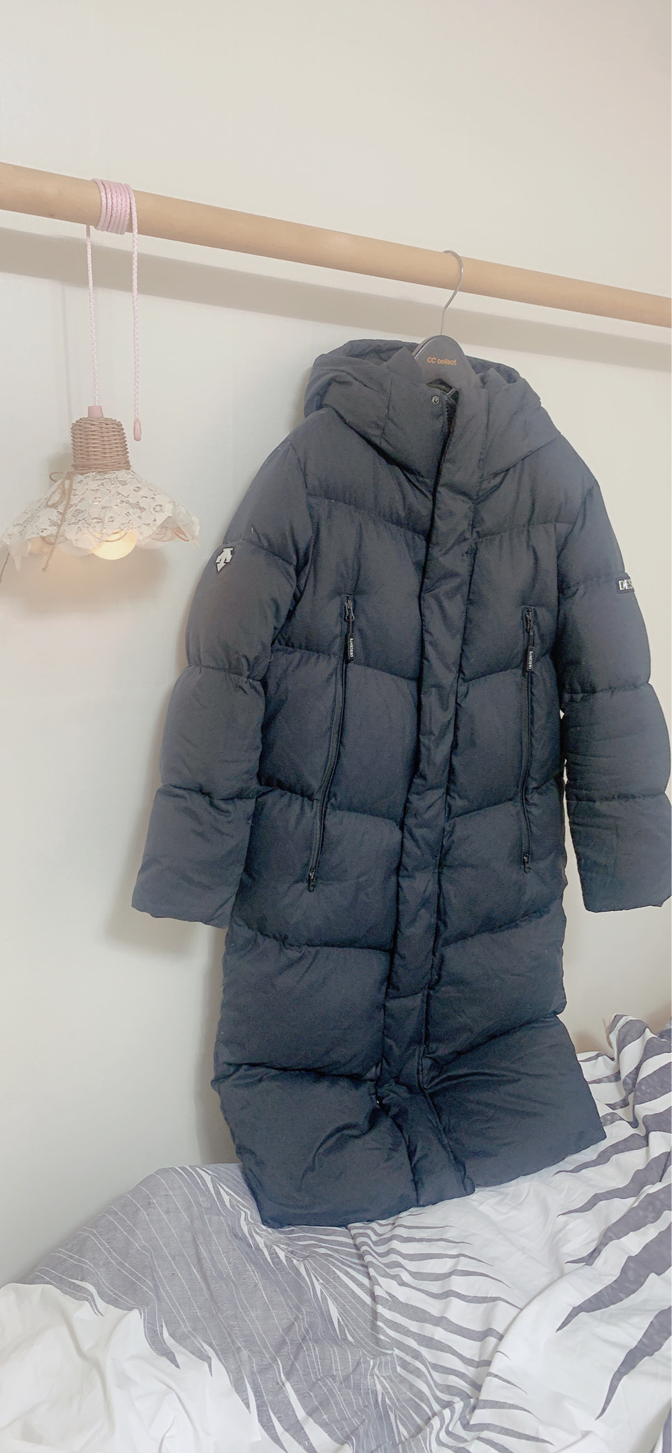데상트 구스 롱패딩 85