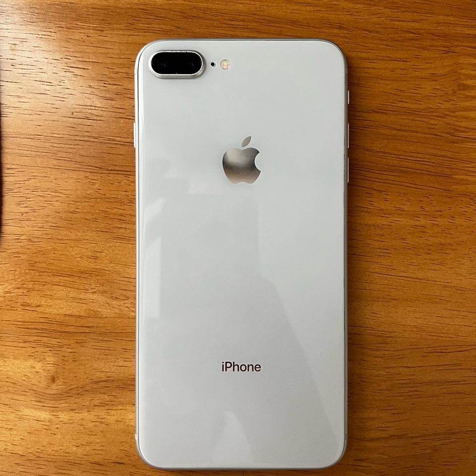 아이폰 8+