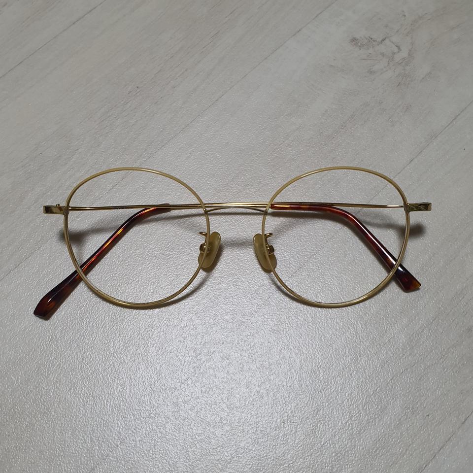 문스트럭 안경테 moonstruck mk511 베이지