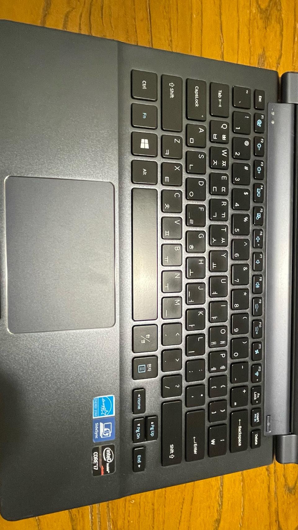 삼성 노트북 아티브 북9 13.3인치 CPU-i7 SSD-256