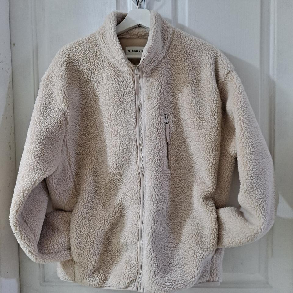 지오다노 뽀글쟈켓(L)