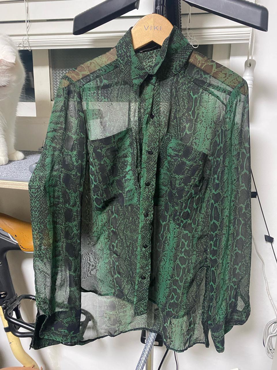 [eunju♡님 결제용] 시스루 호피 그린 셔츠