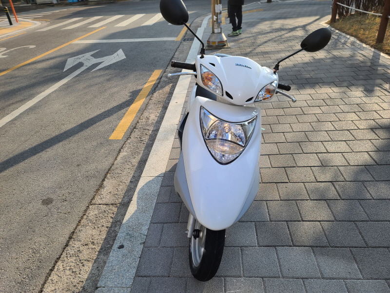 혼다 scr110 내구성좋은 스쿠터 판매합니다.