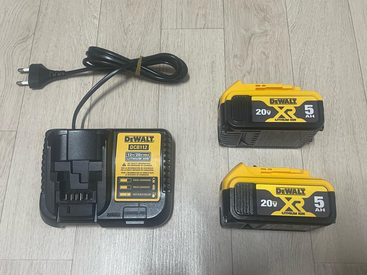  20v dcb112 d 