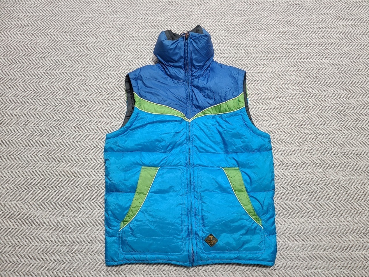 디젤 구스다운 조끼