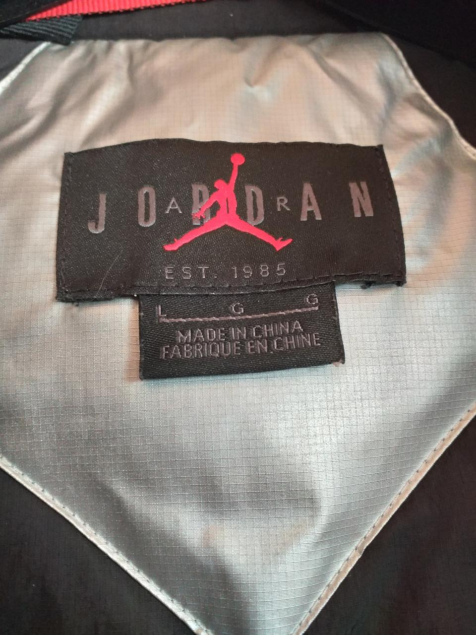 Nike 조던 엔지니어드 ma-1 다운패딩