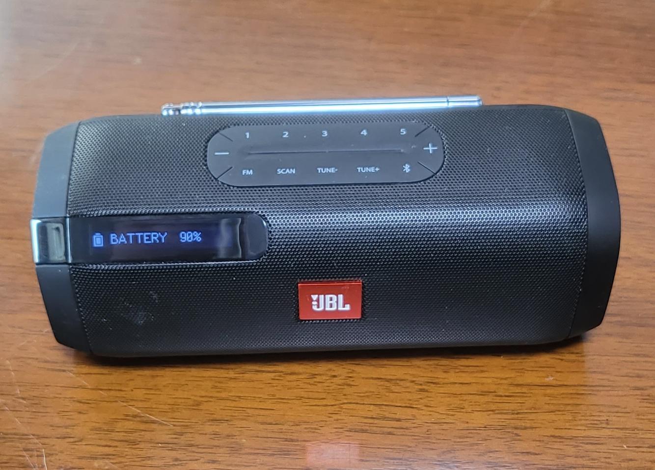 JBL TUNER FM 스피커 팔아요.