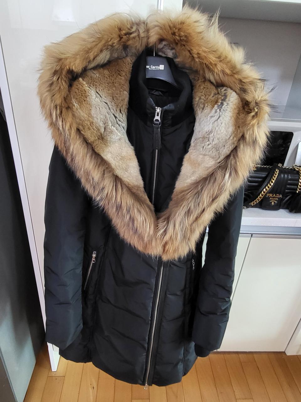 맥케이지트리쉬 김혜수패딩 s새상품급