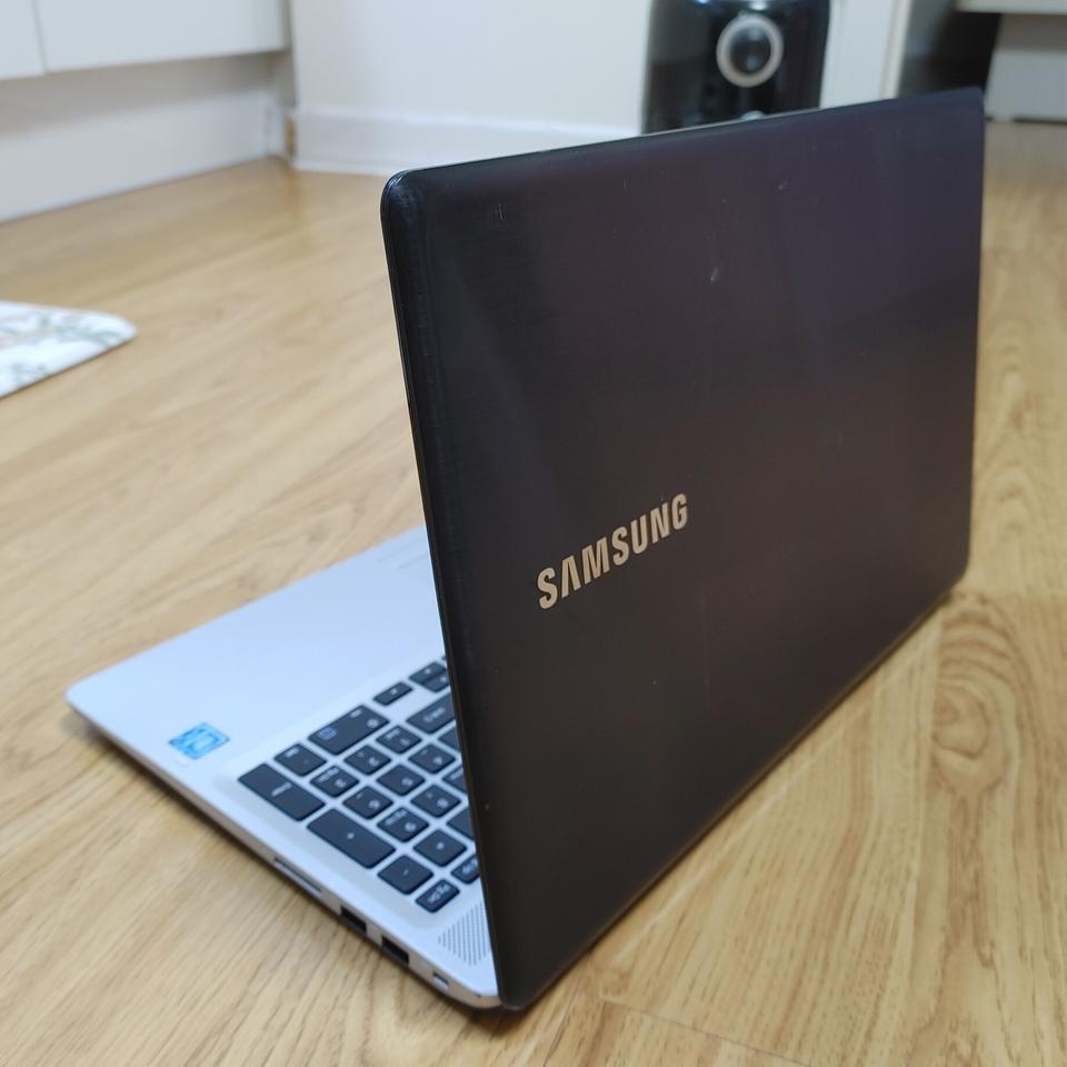 삼성 501R5L 노트붑