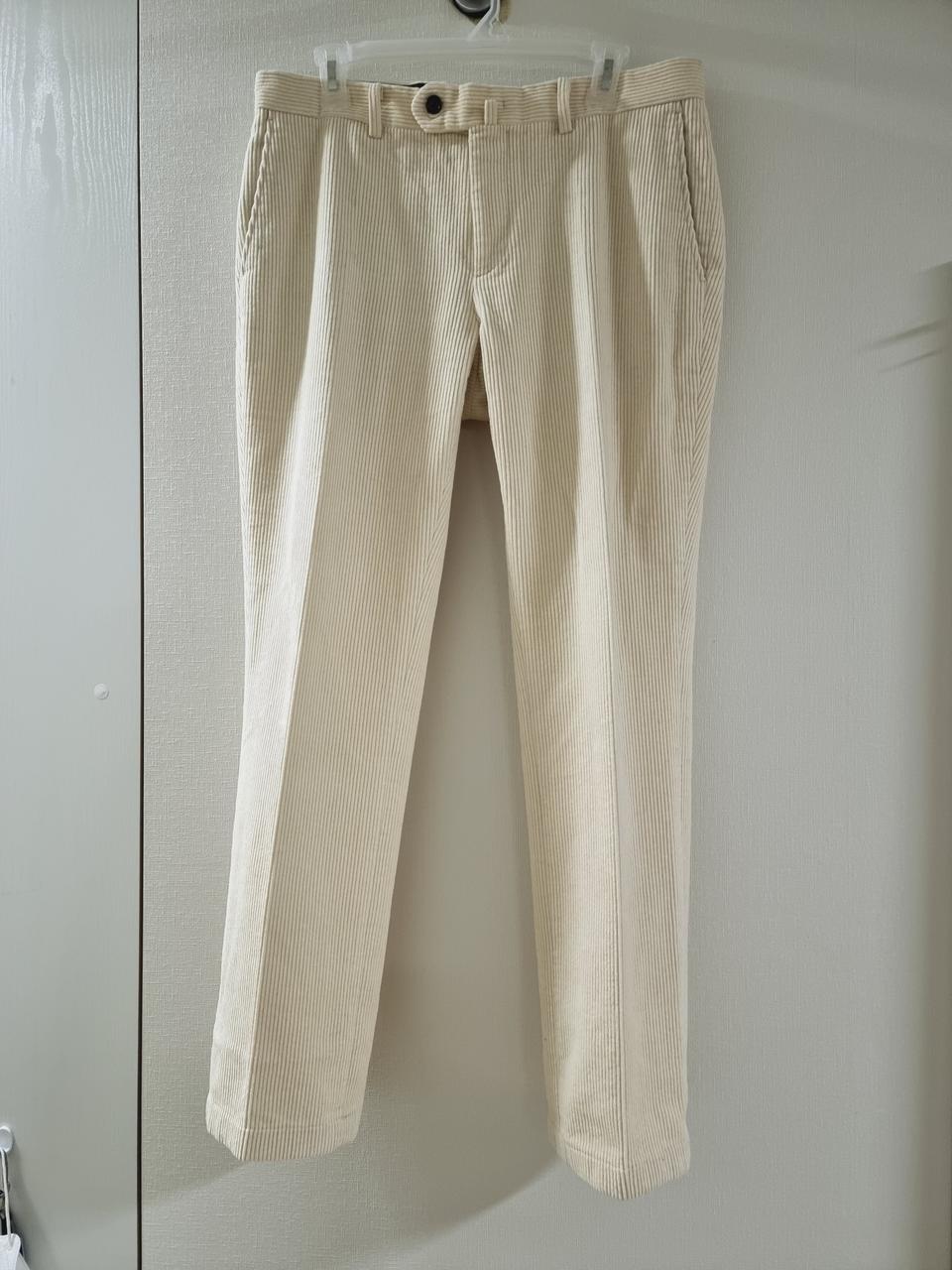 맨온더분 크림 코듀로이 팬츠