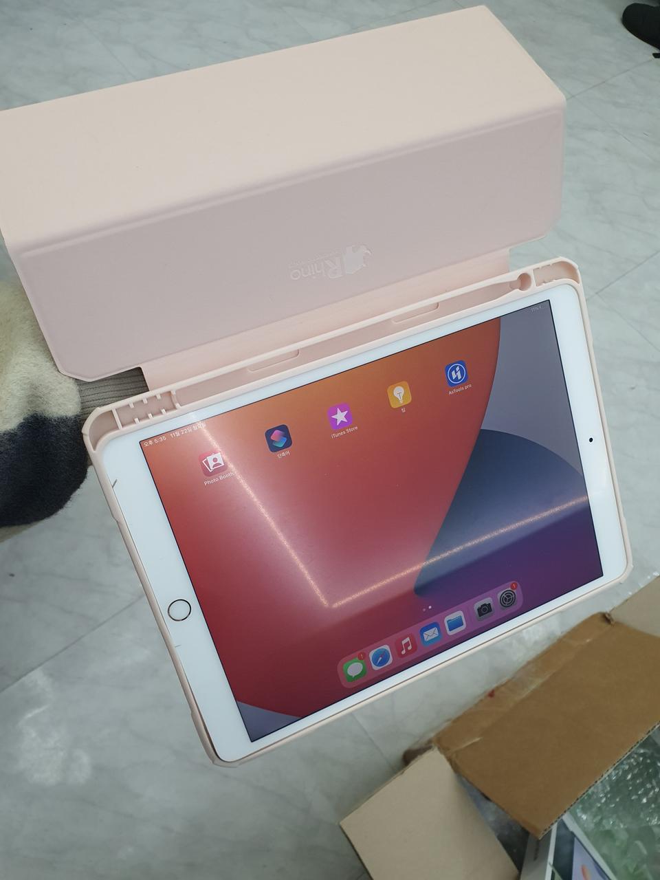 아이패드에어3 256기가 로즈골드색상 sss급