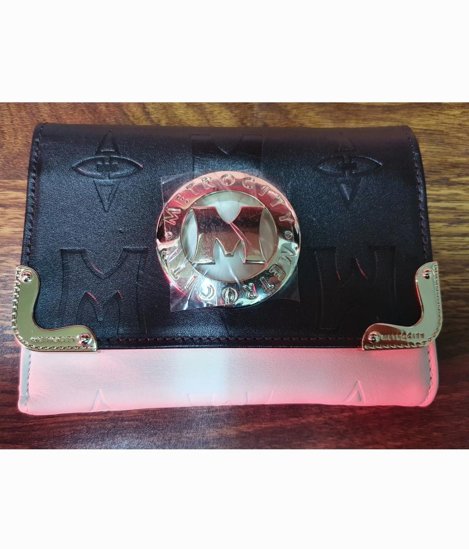 메트로시티 여성중지갑 정품/새제품