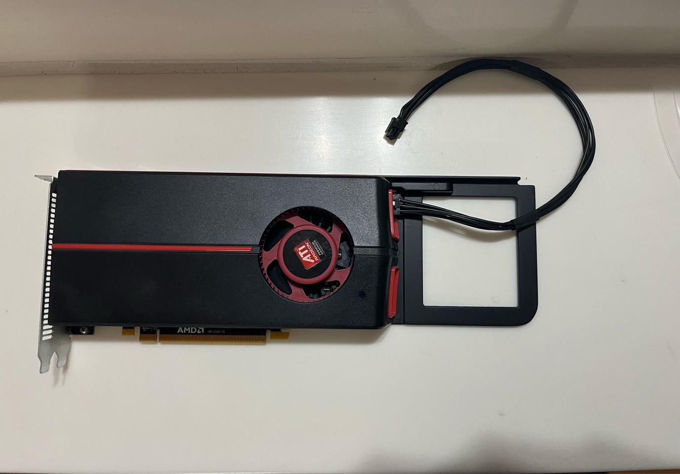 맥프로5.1용 그래픽카드 (라데온 5770)