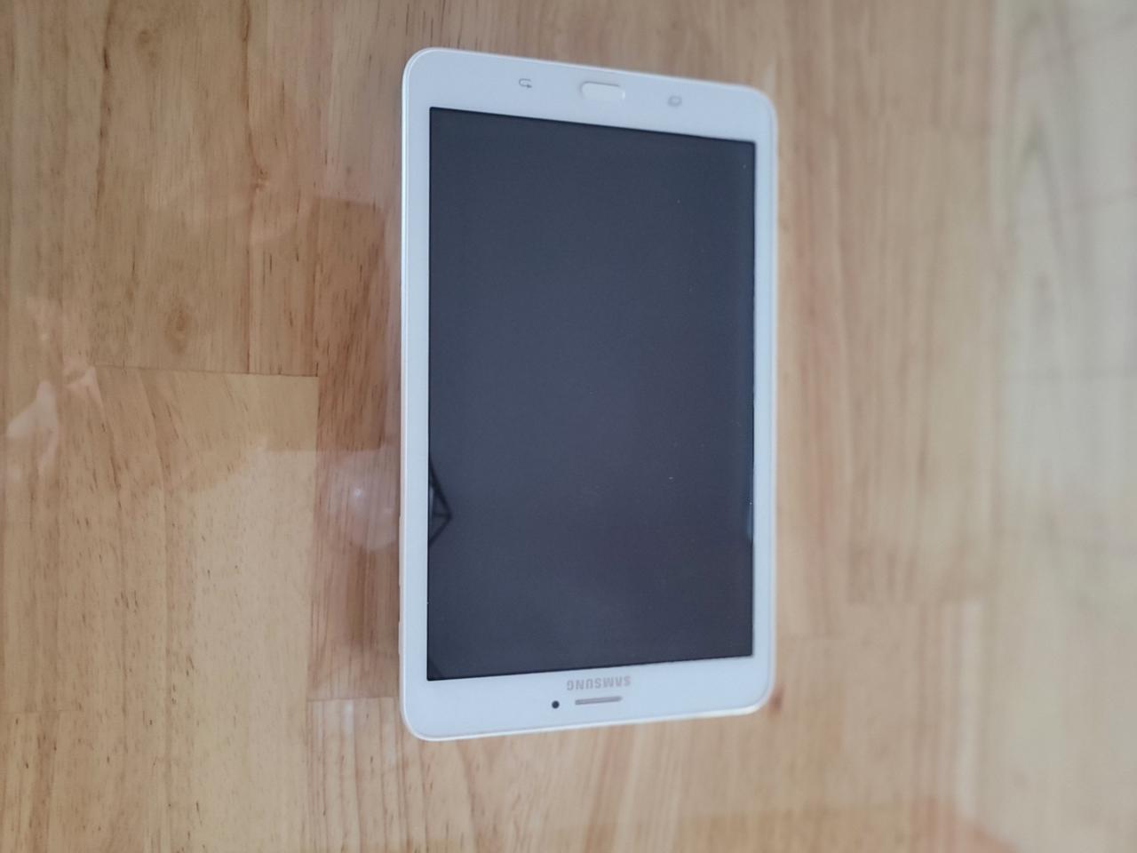 갤럭시탭E 8.0 와이파이+LTE