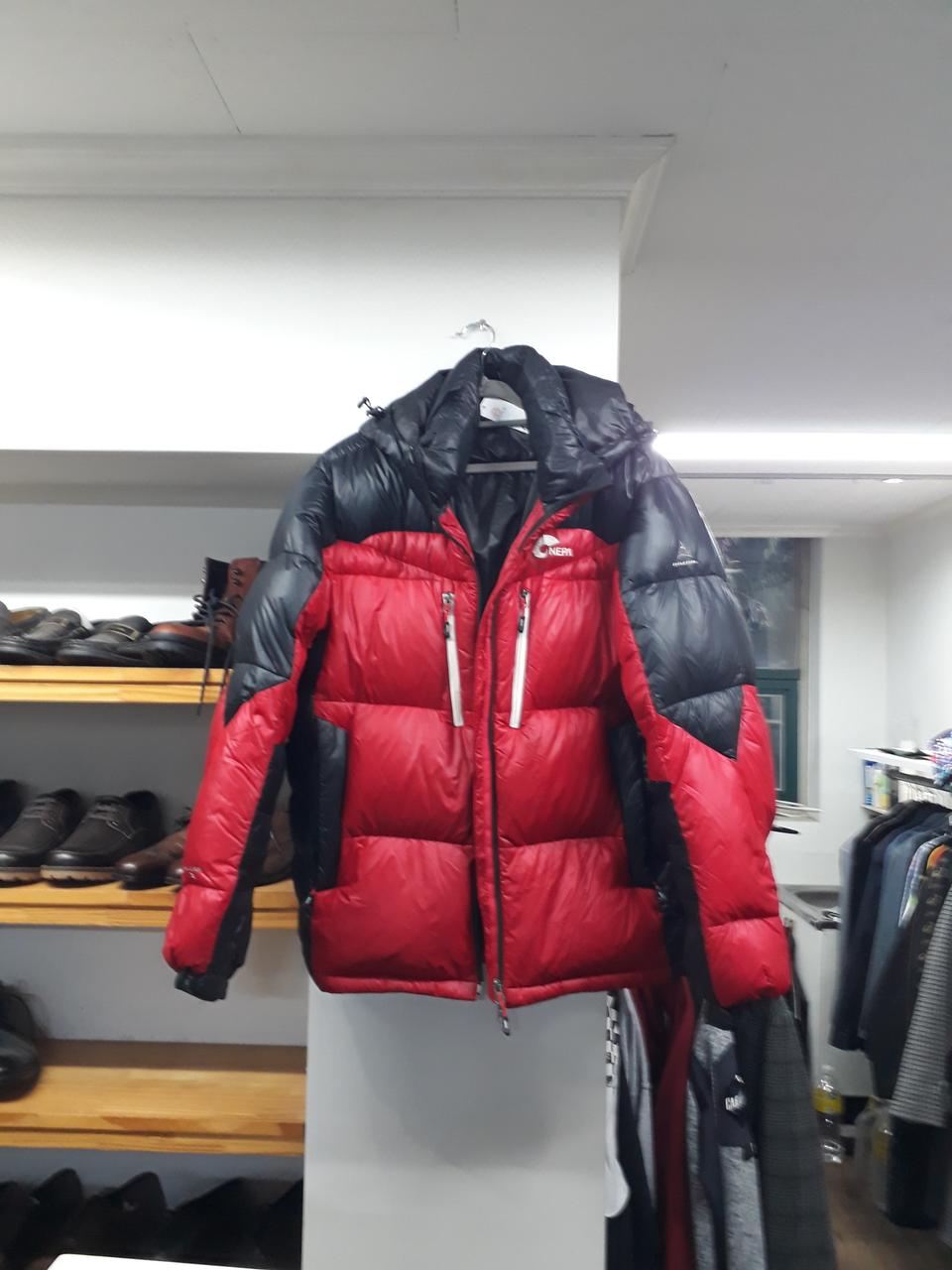 네파 구스다운 패딩