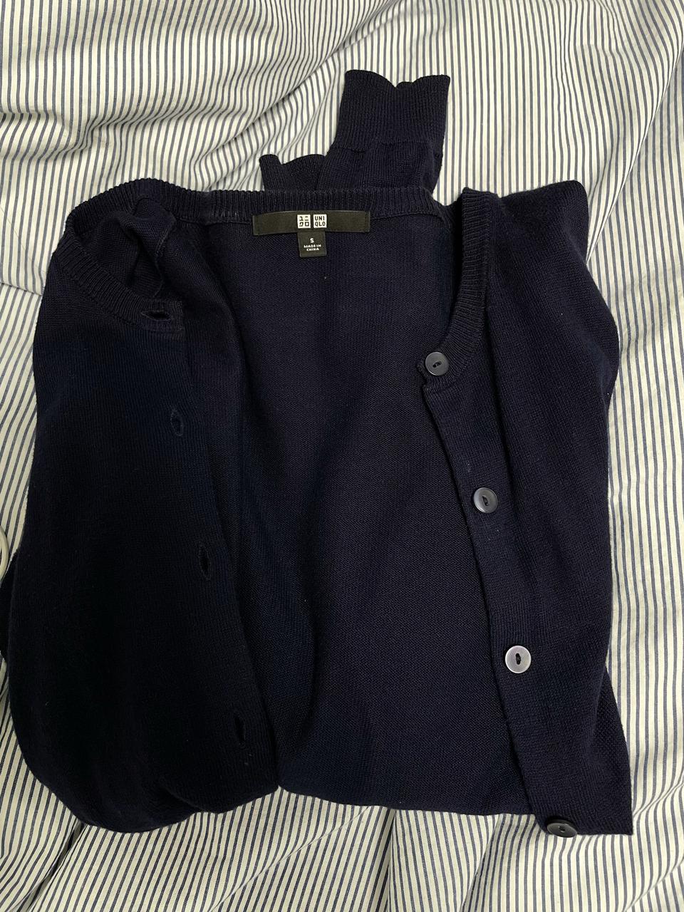 유니클로 네이비가디건