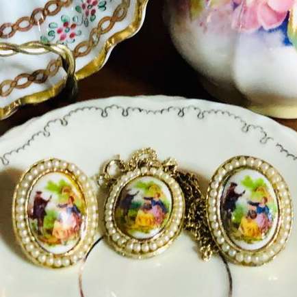 빈티지 빅토리안 목걸이& 귀걸이 셋트. 할인