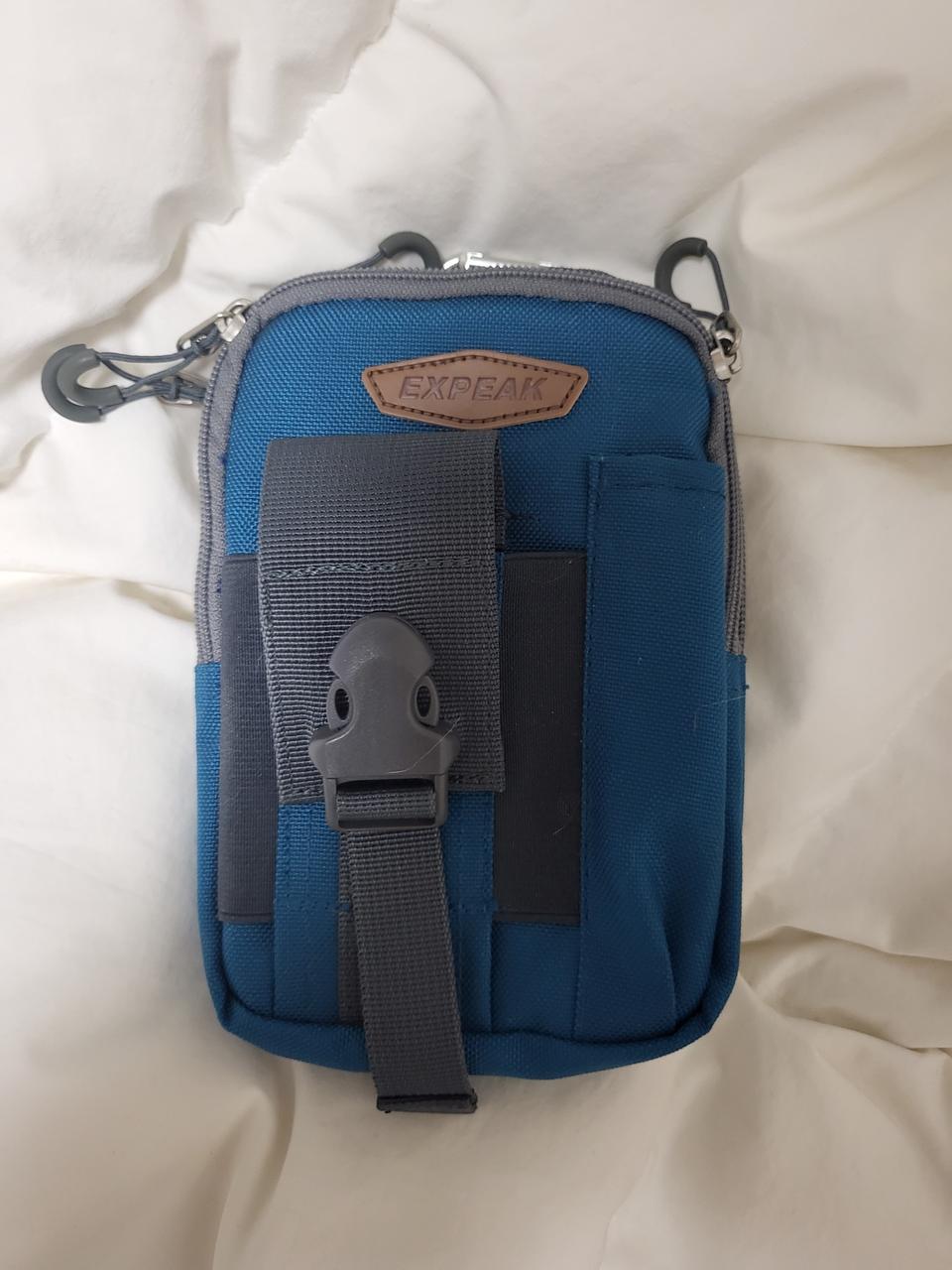 핸드폰 수납. 소형가방