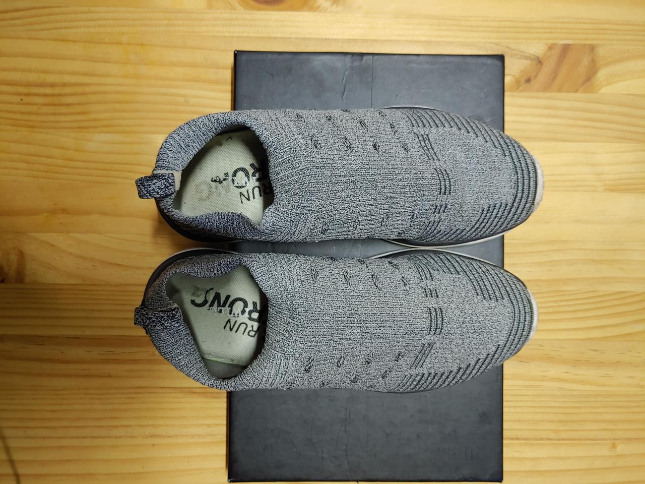 언더아머.니트운동화250