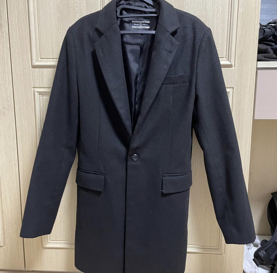 Local motion 하프 코트 블랙