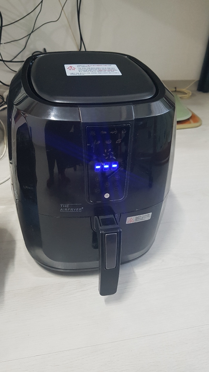 AFG-1702T 이마트 에어프라이기 팝니다.
