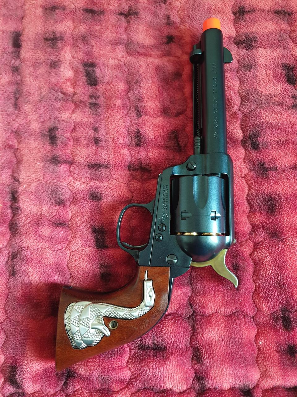 다나까 싱글액션 1872년형 6연발 모델건