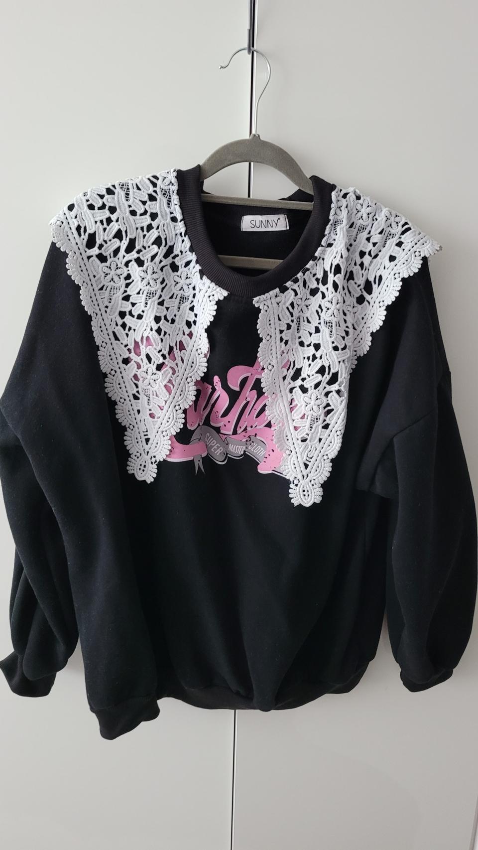 기모케이프티셔츠