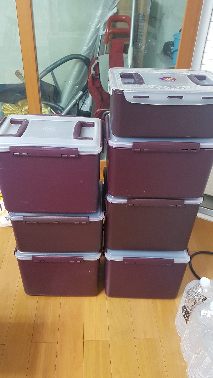 김치통 7개 팔아요