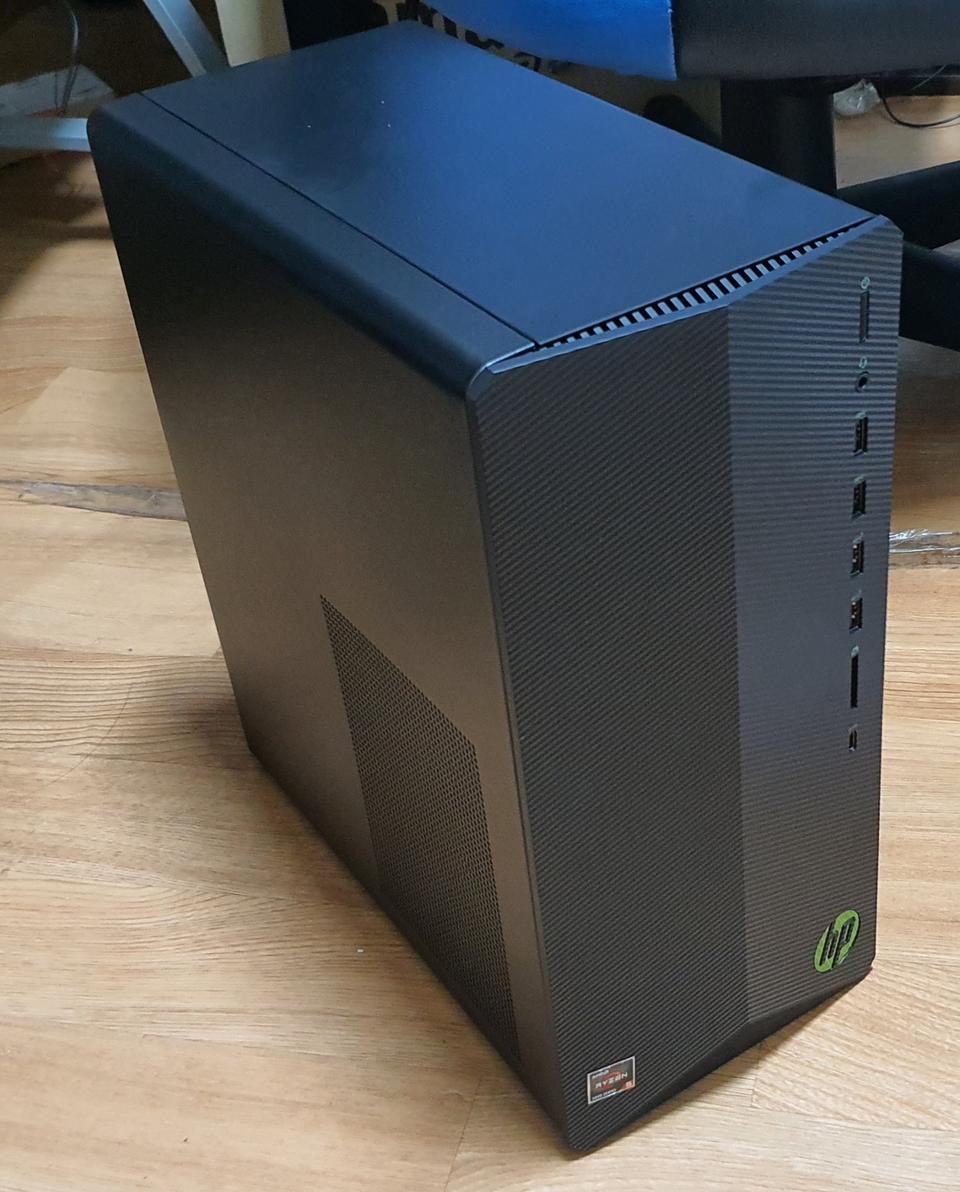 HP TG01-2003kr 5600g ram 16g ssd 500g