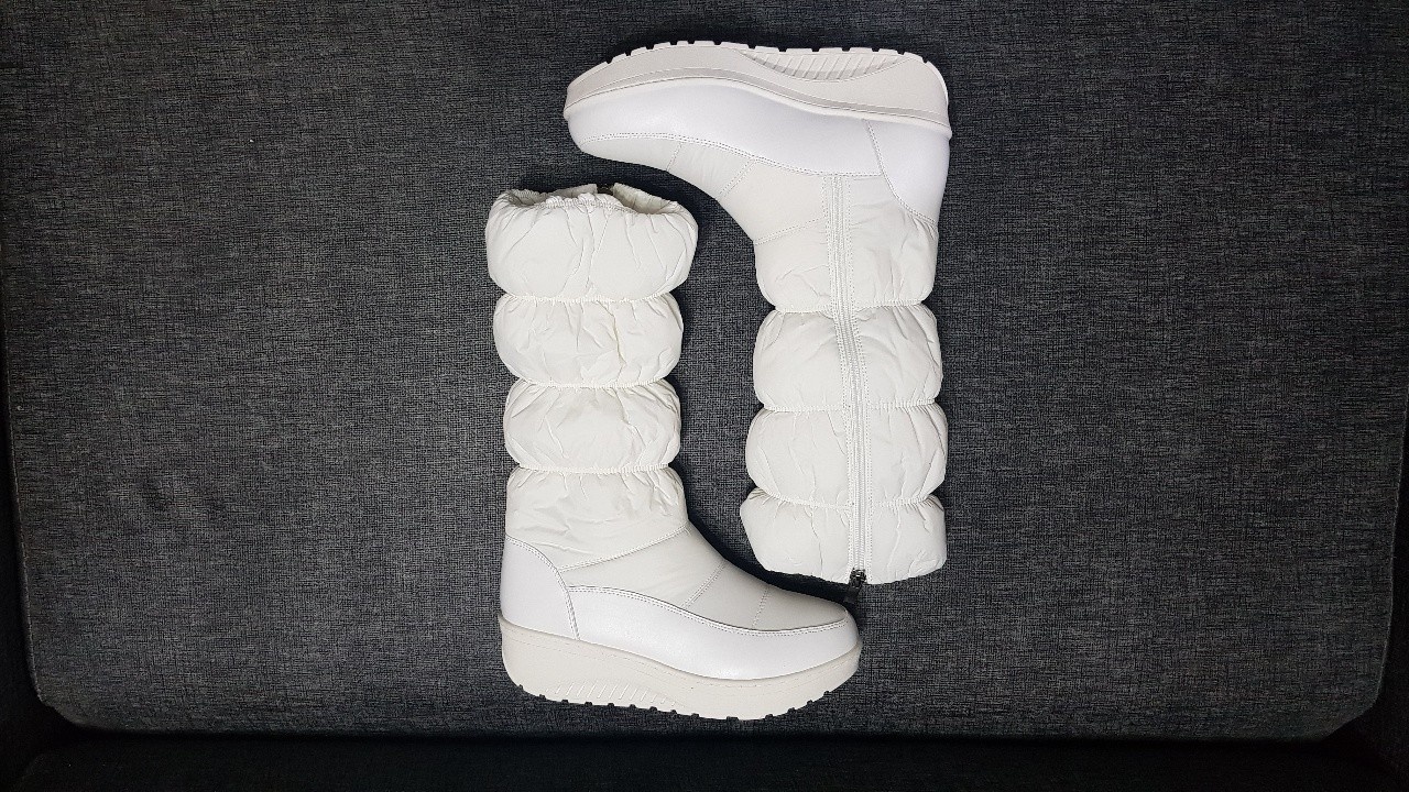 패딩 부츠 새제품 230 235 240 내피털 초특가 한정수량만 있습니다
