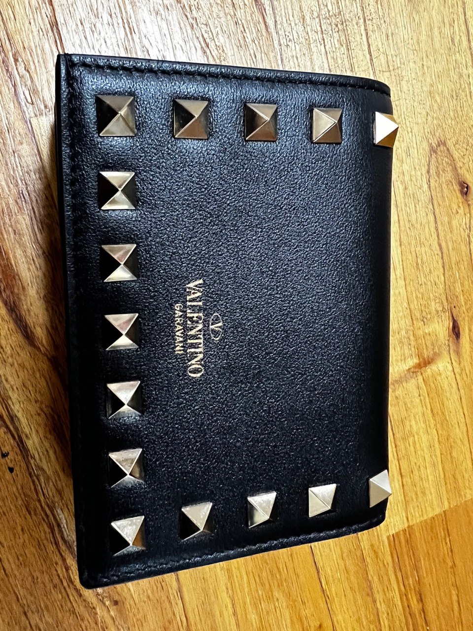 {정품판매}발렌티노 여성 지갑 팝니다 명품지갑 명품반지갑장지갑카드지갑판매