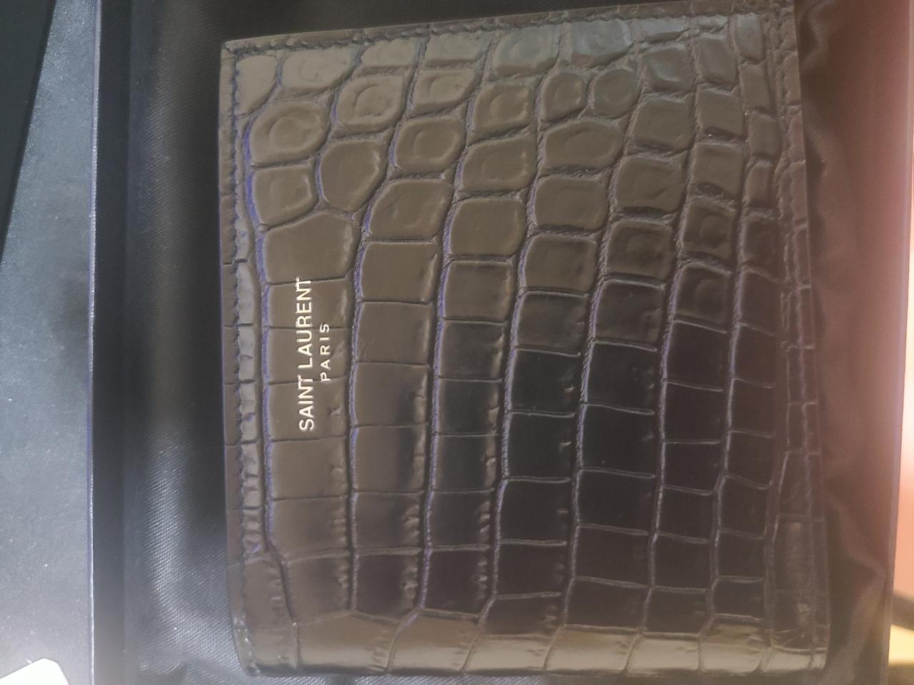 {정품판매}생로랑 남성 반지갑 팝니다 명품지갑 명품반지갑장지갑판매