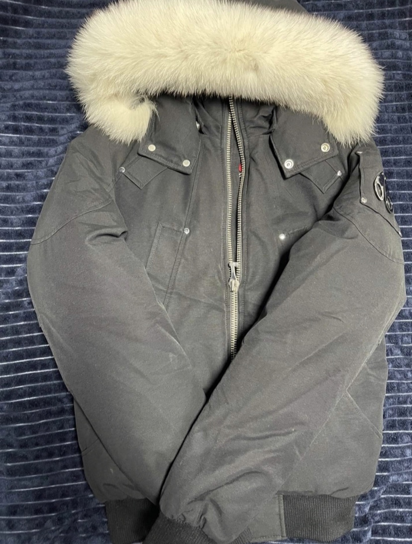 {정품판매}무스너클 발리스틱 패딩팝니다 명품의류 명품숏패딩롱패딩판매