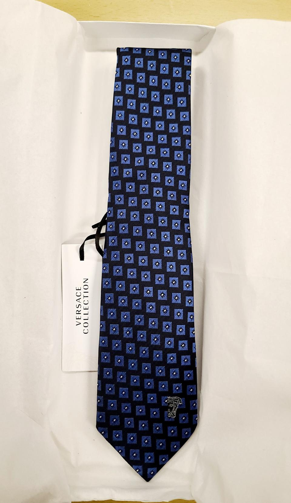 베르사체 정품 넥타이 미사용 새것