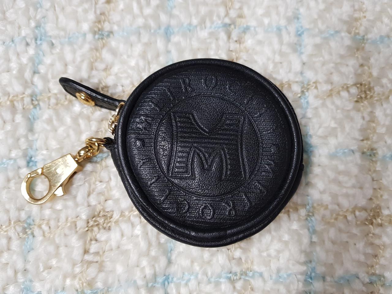 메트로시티 정품 가죽원형지갑(다용도)