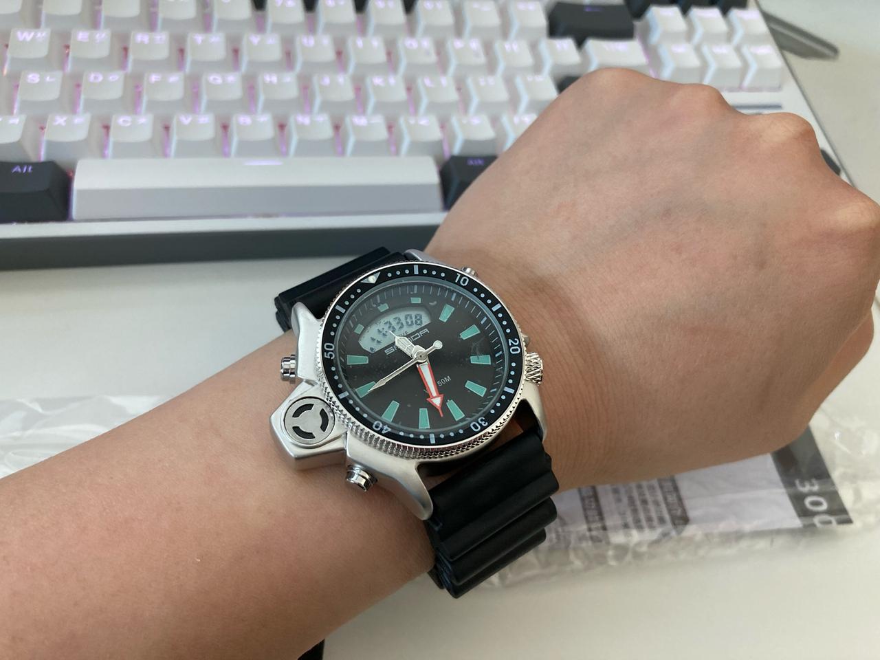 다이버스타일 패션시계 새제품