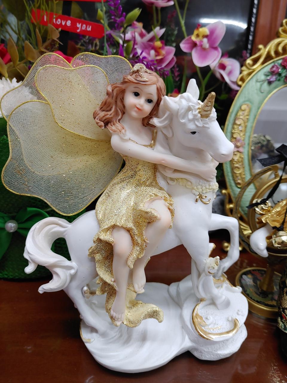 유니콘 탄 소녀