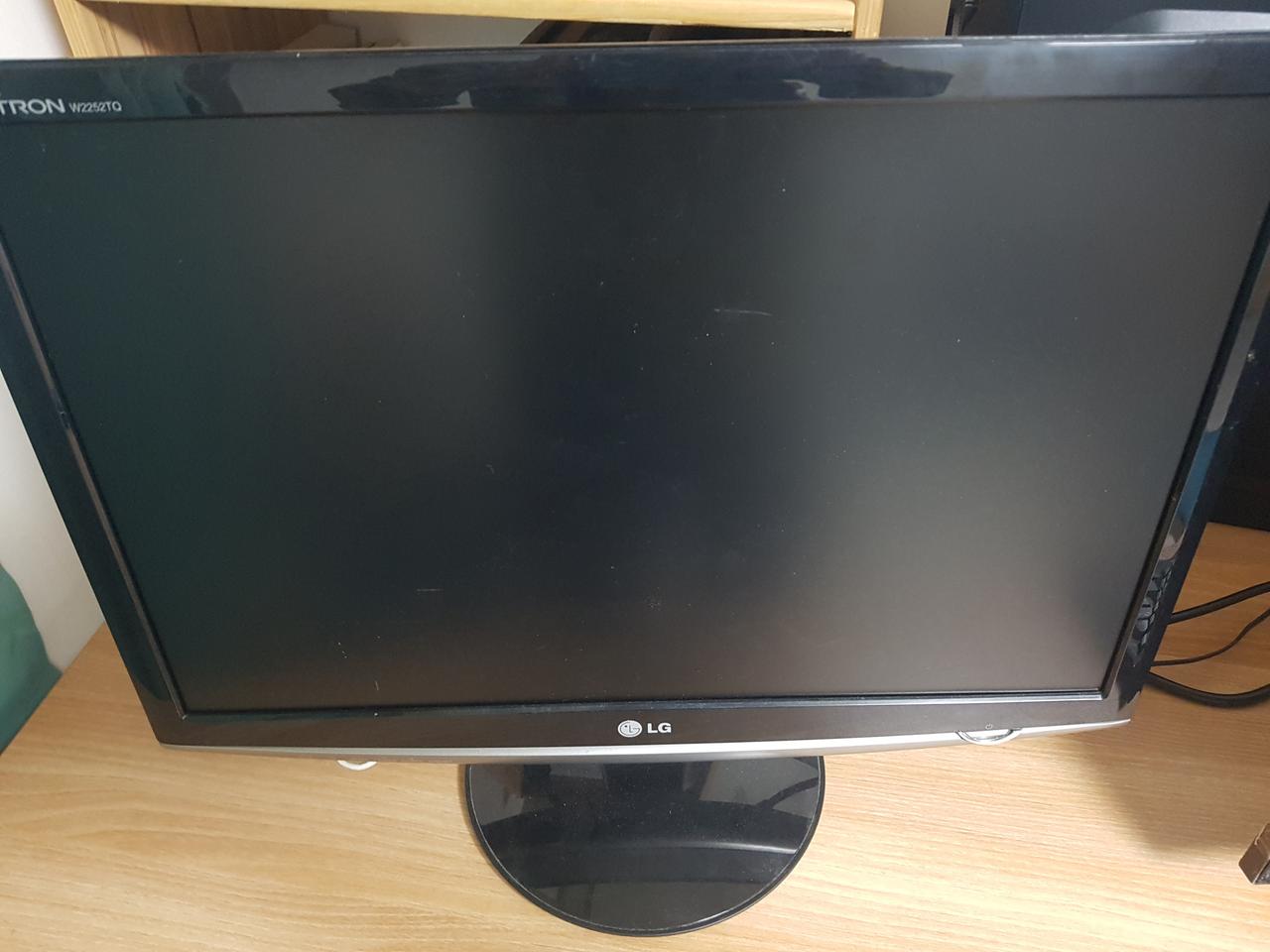 lg 22인치 lcd모니터