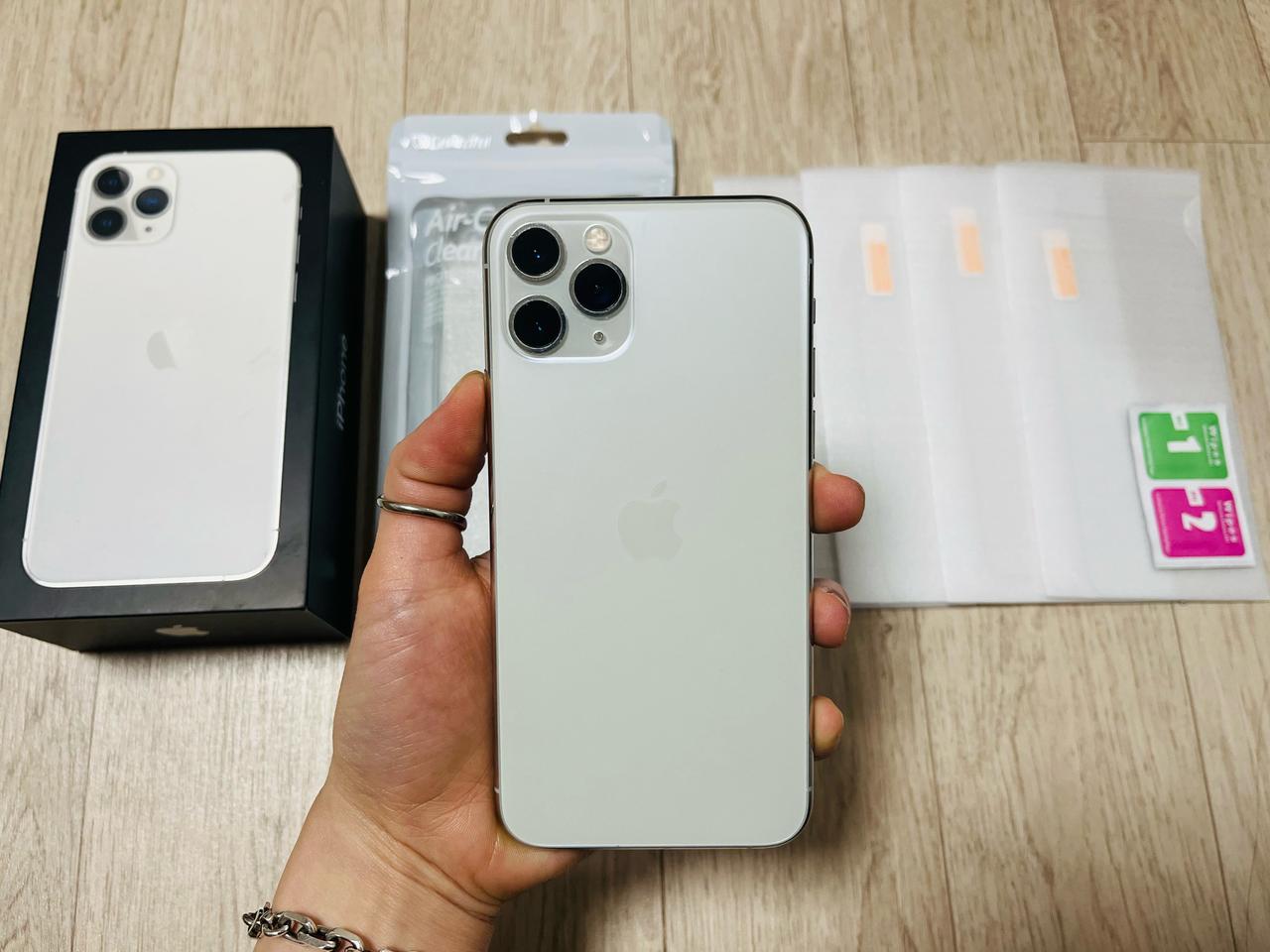 11pro 화이트 64g 정상해지 상태 A++