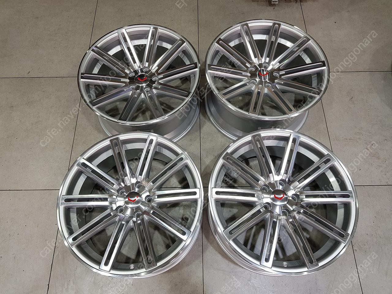 19인치 CV4 실버폴리쉬 사제 중고 휠 팝니다