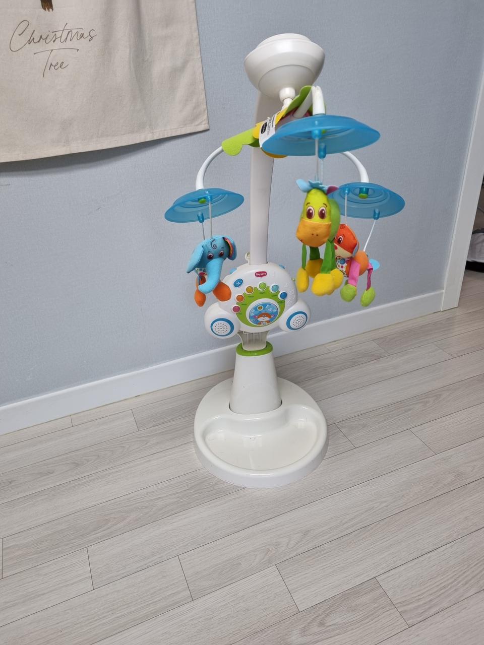 타이니러브 모빌 1만에 팝니다.