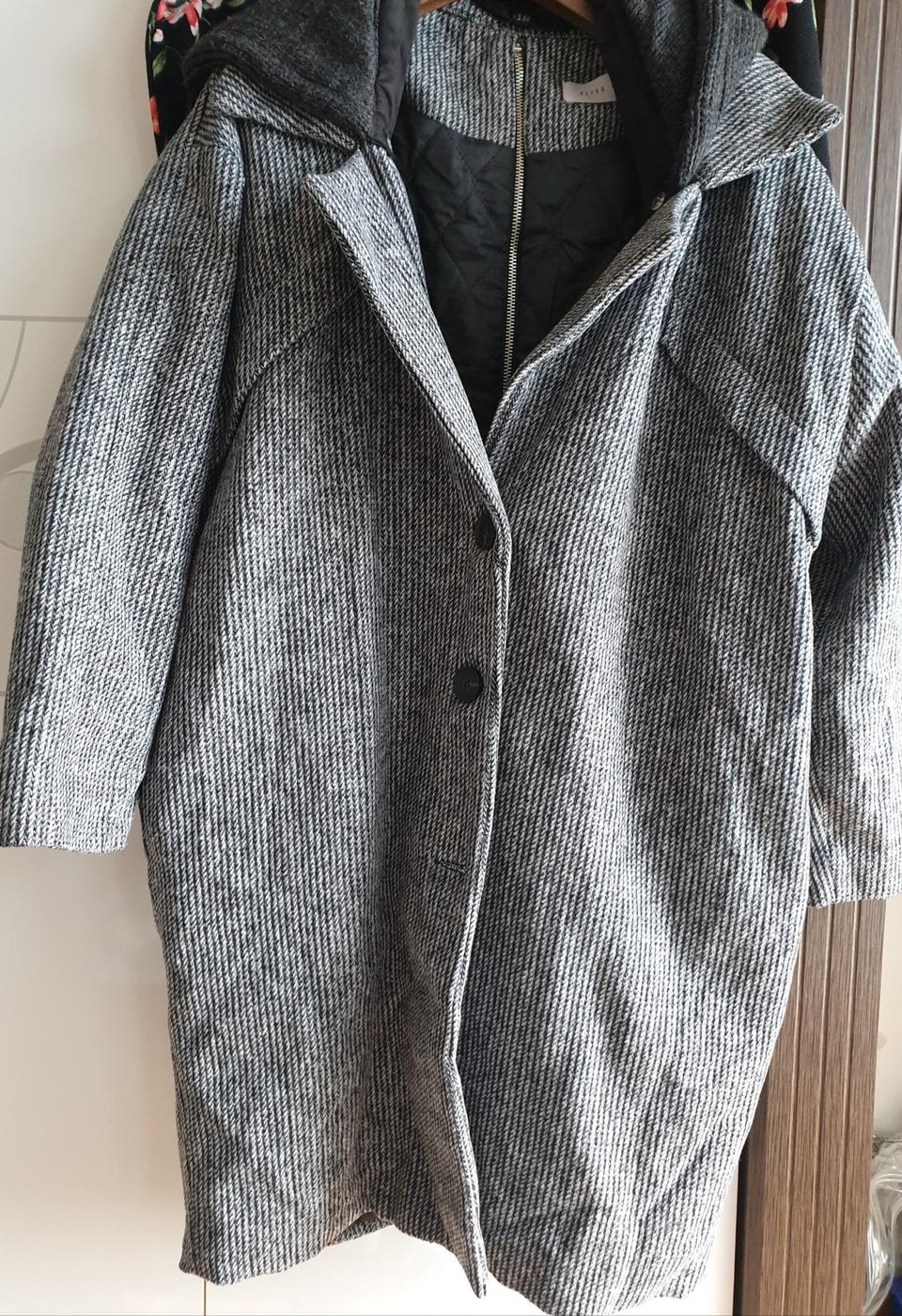 *택배비무료*남여공용쟈켓~디자인특이하함(66싸이즈)