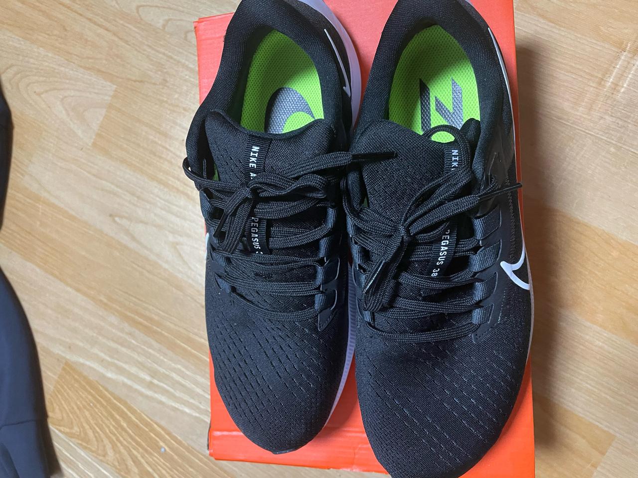 나이키 신발 새거 팝니다