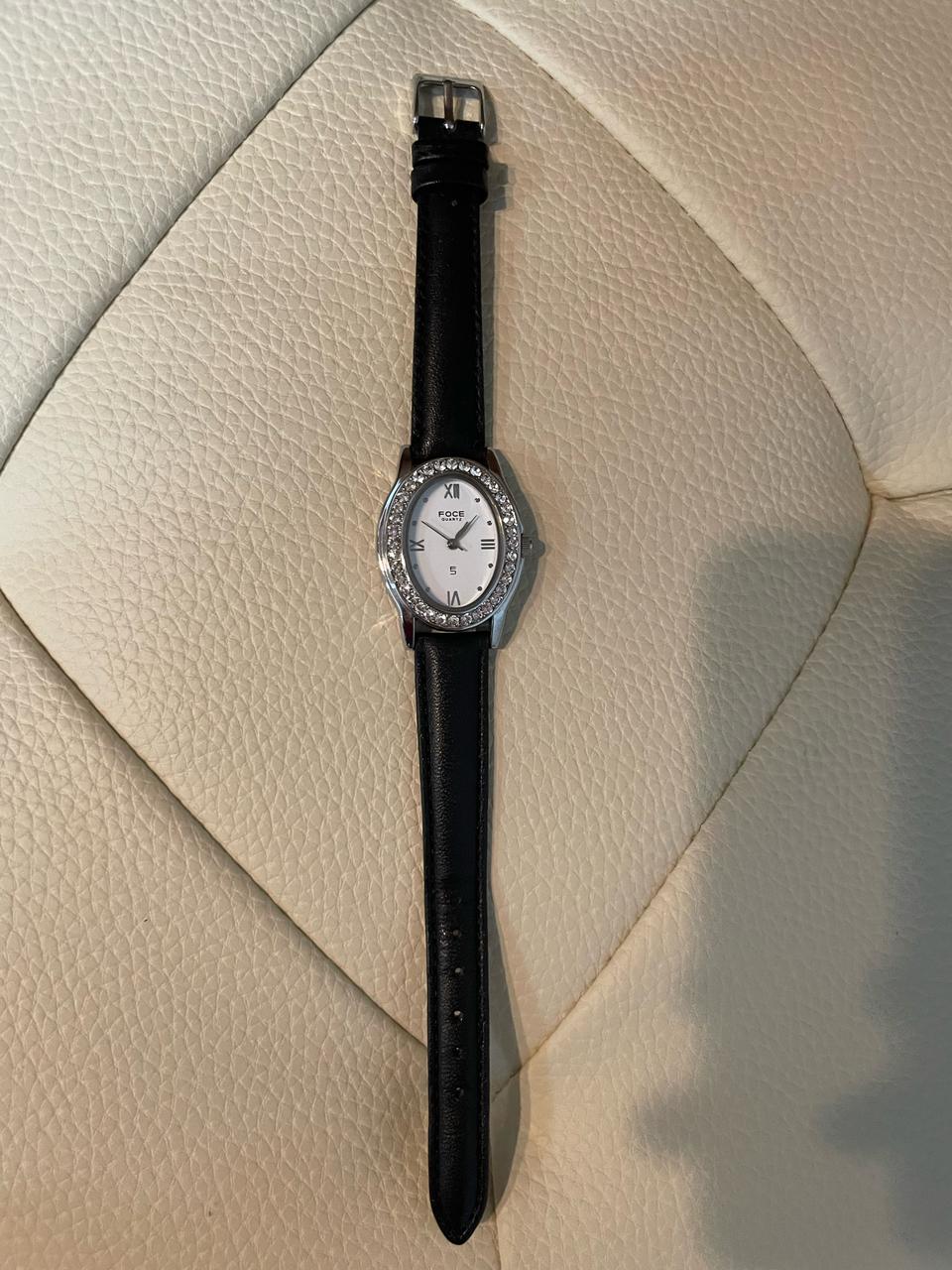 foce 시계