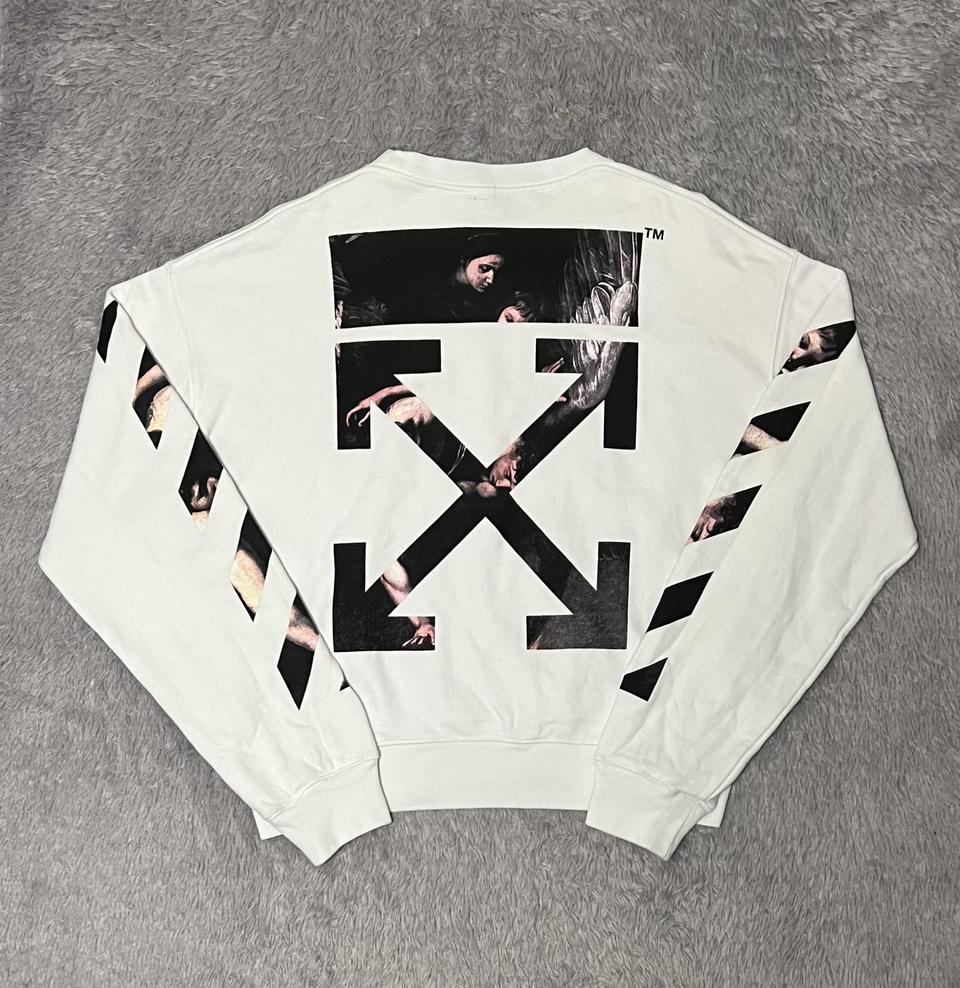 S) 오프화이트 카라바지오 맨투맨