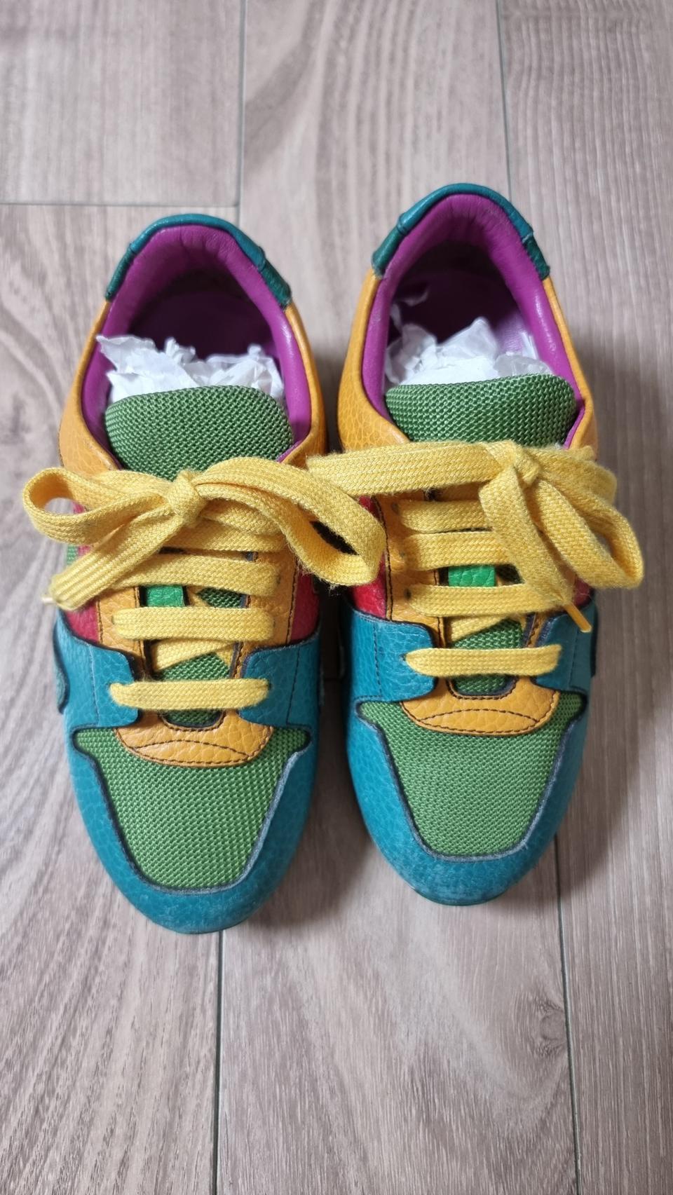 정품)버버리 키즈 가죽 레인보우 스니커즈 170운동화