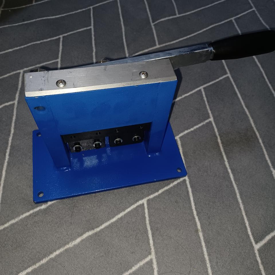 튜브실링기 수동 알루미늄 테일 밀봉