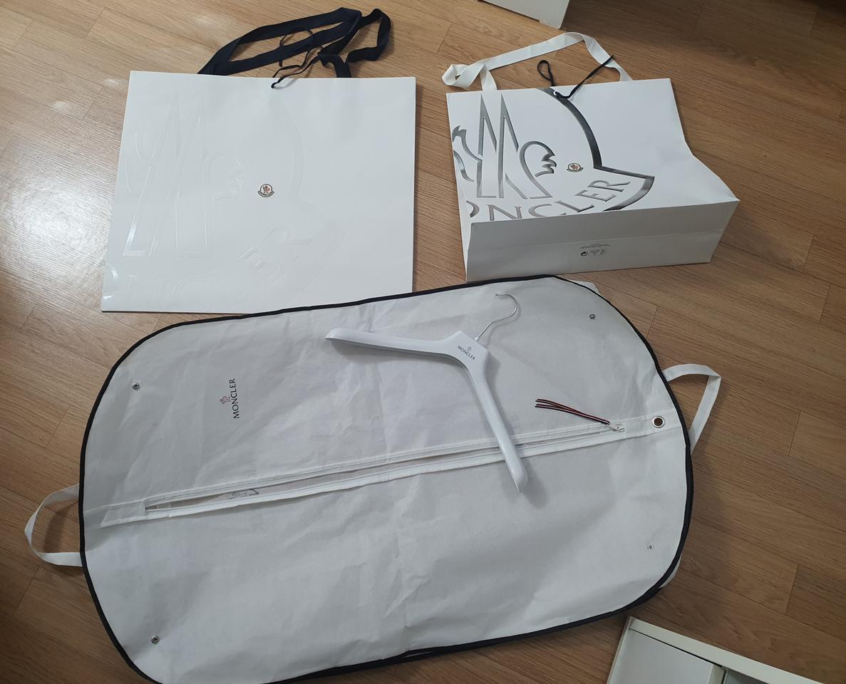 (정품) 몽클레어 쇼핑백2+더스트+옷걸이