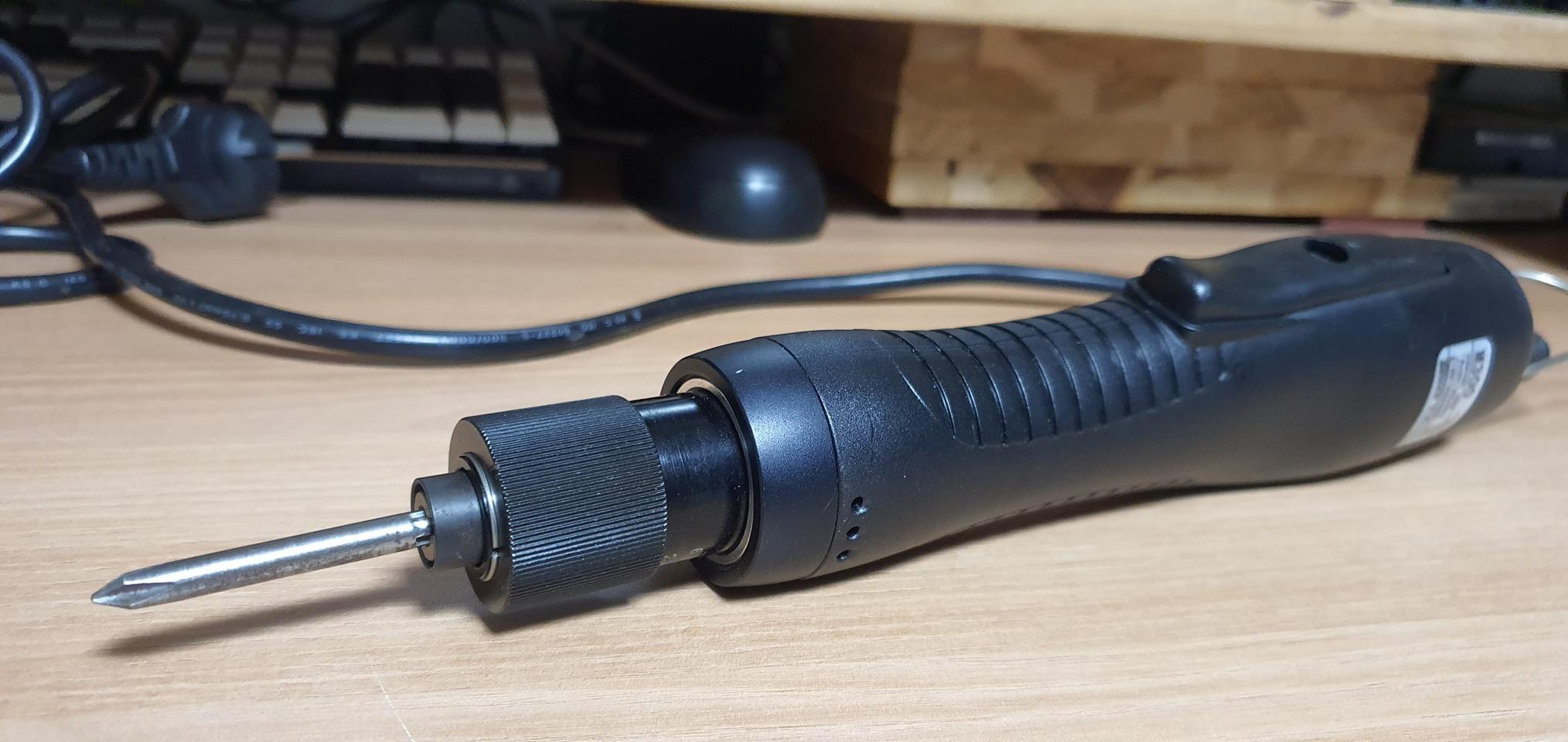 유선 전동 드라이버 2대 판매합니다.