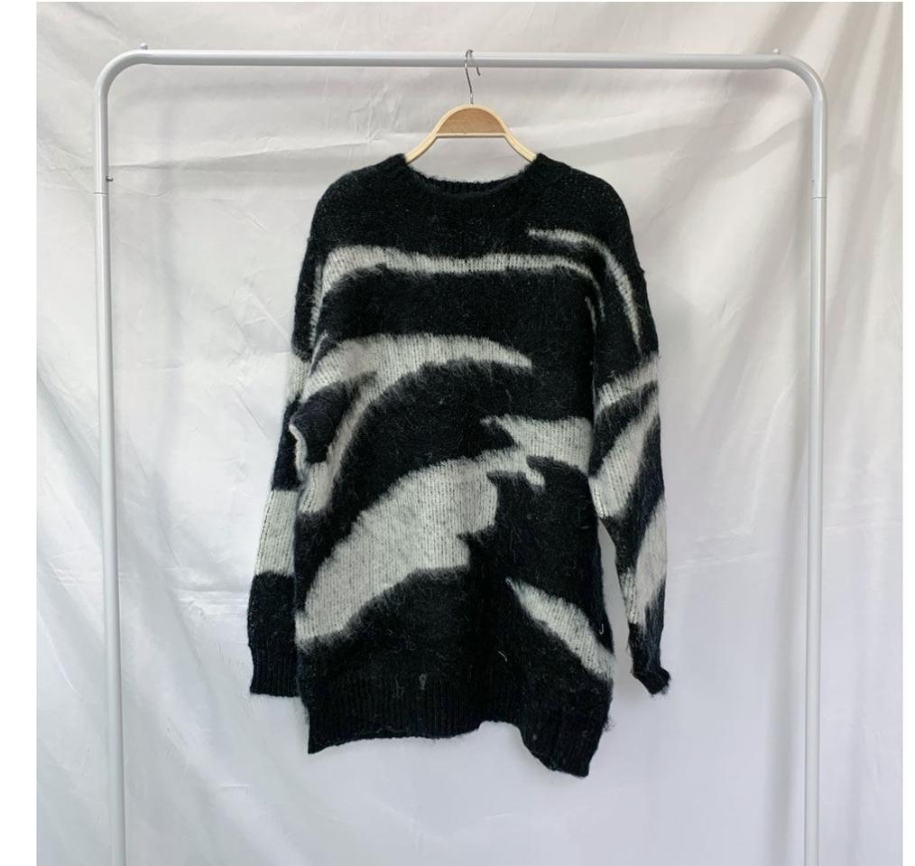 스타일리쉬 니트티